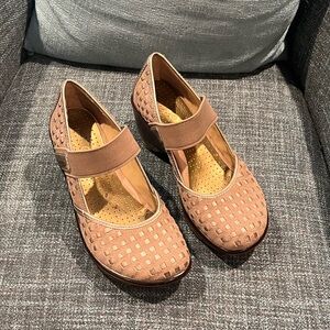 Jambu Women's Shoes NWOT